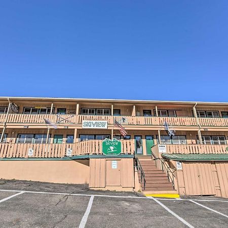 Red River Ski Condo on Main St - Mtn View! Exterior foto